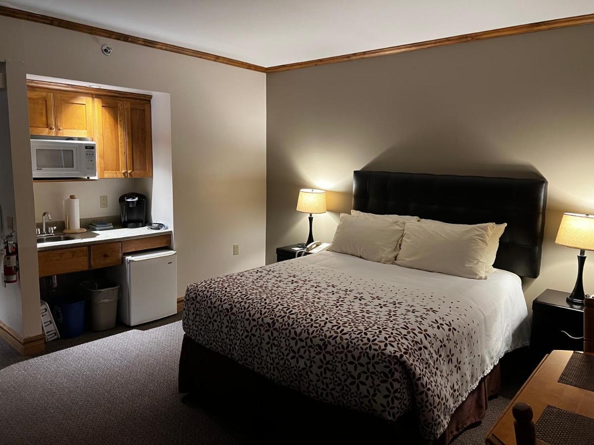 Marble Villa Steady Brook Екстер'єр фото